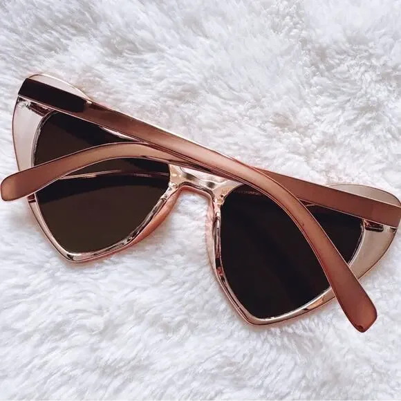 Addison Gold Heart-Shaped Sunglasses - Picture 12 of 13